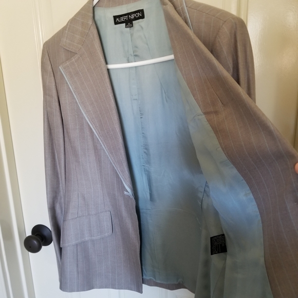 Beautiful Albert Nipon 2pc pant suit.  Size 8. Excellent condition. - Picture 5 of 10